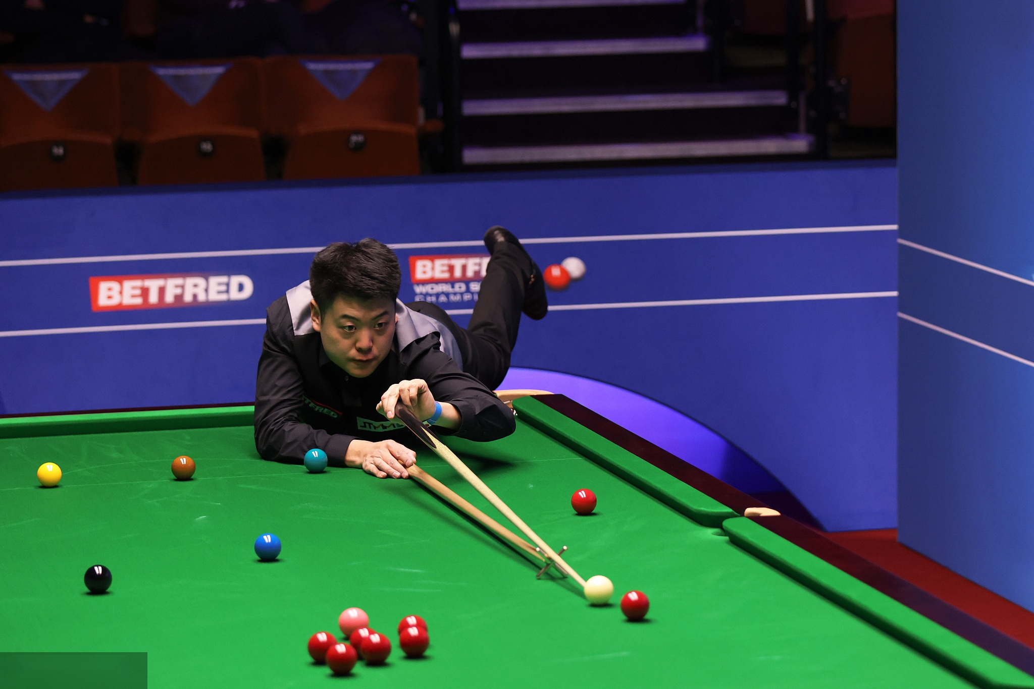 分析其潜在 分析其潜在