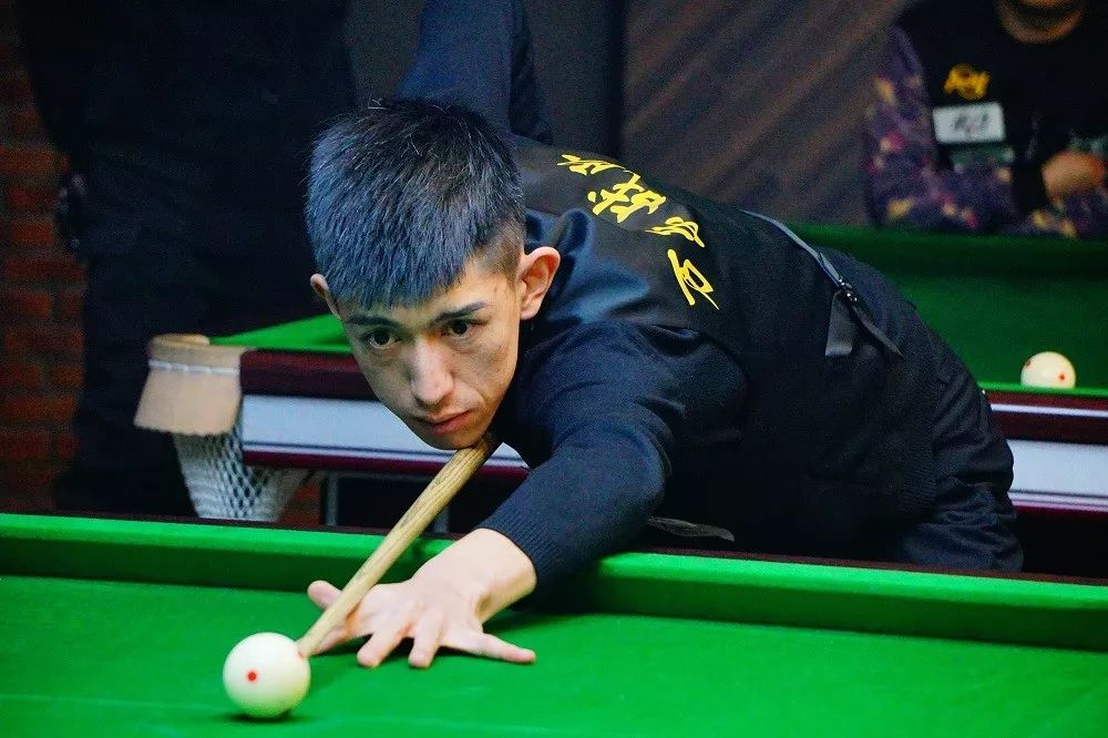 尤其是在三 尤其是在三