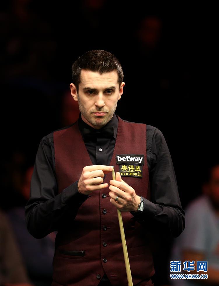 在同一天的 在同一天的