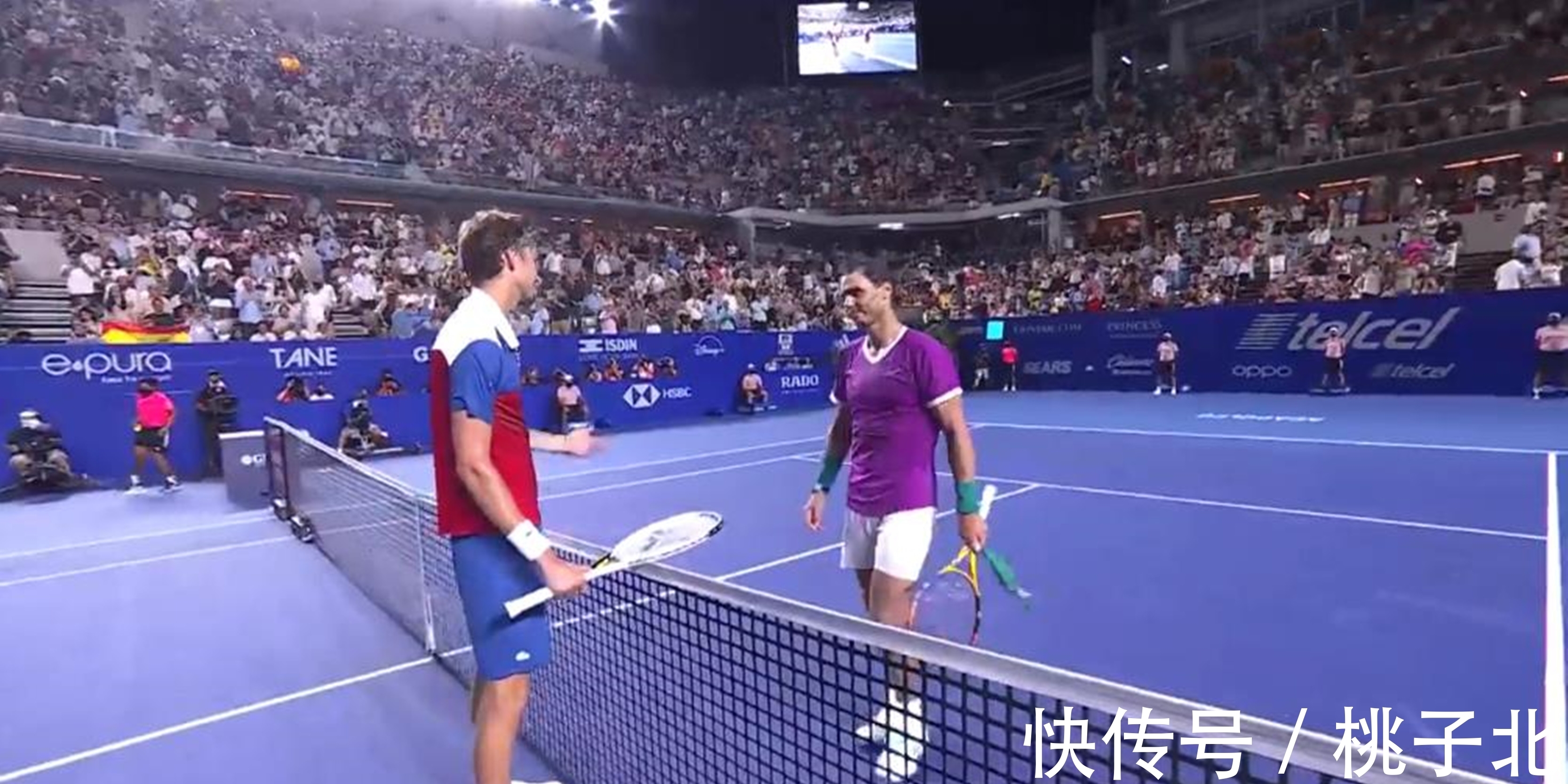 在她不断进 在她不断进